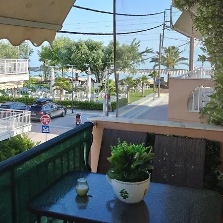 Appartamento Nik Seaview Balcony Steps From