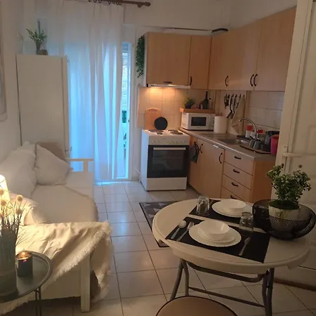 Appartamento Nik Seaview Balcony Steps From